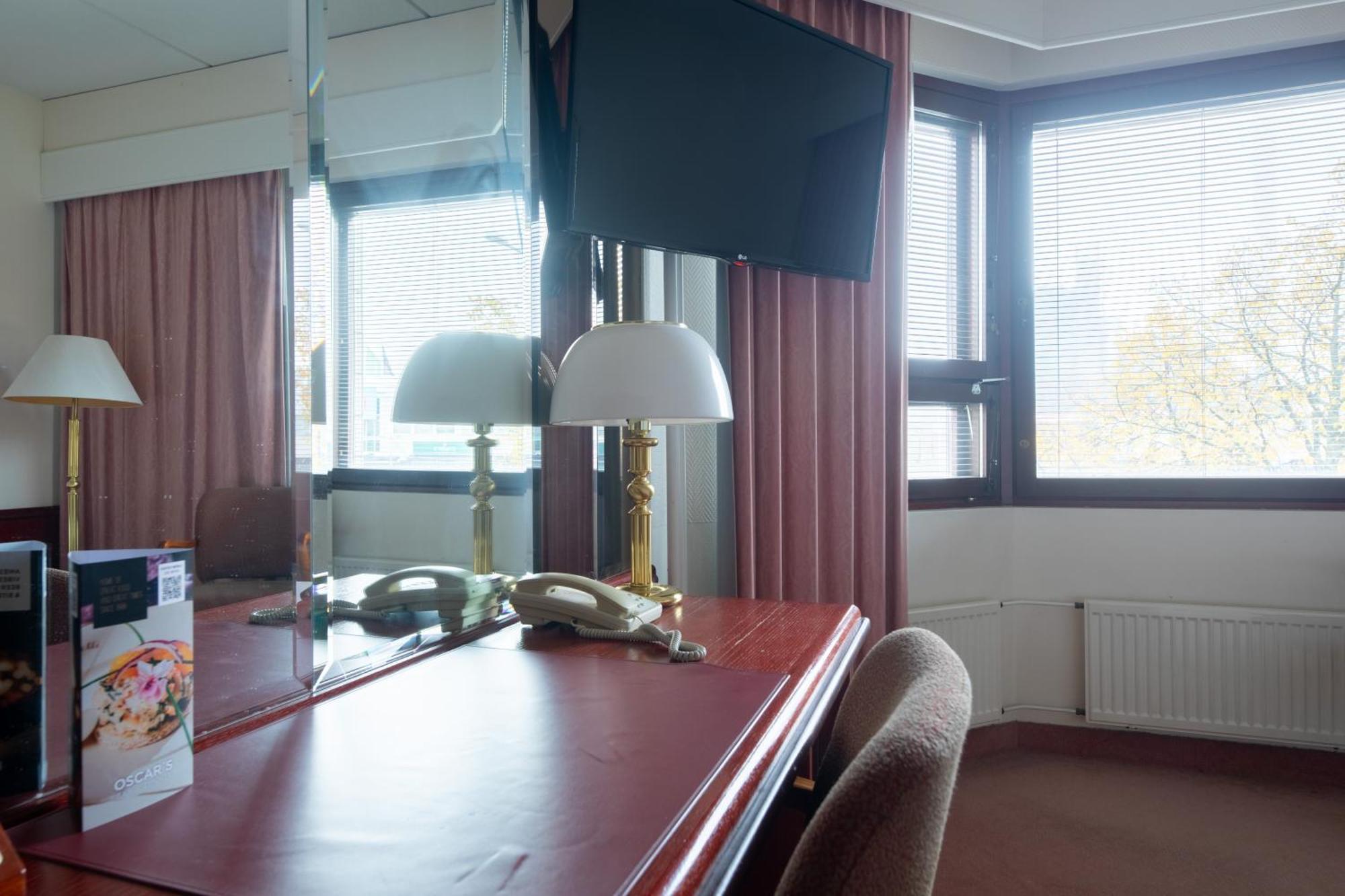 Hotel Oscar فاركاوس الغرفة الصورة